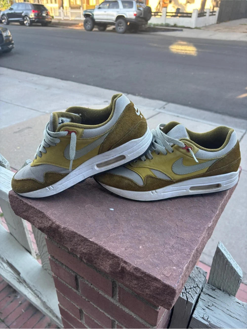 Nike Air Max 1 Green Curry
